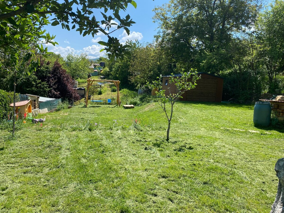 ZNÍŽENÁ CENA ZAHRADKA PB - 752m2 - 4