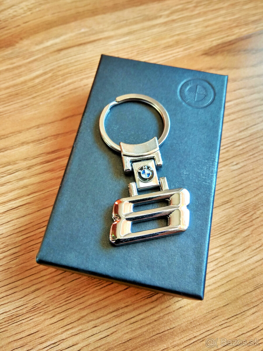 BMW kľúčenka – rada 8 - 4
