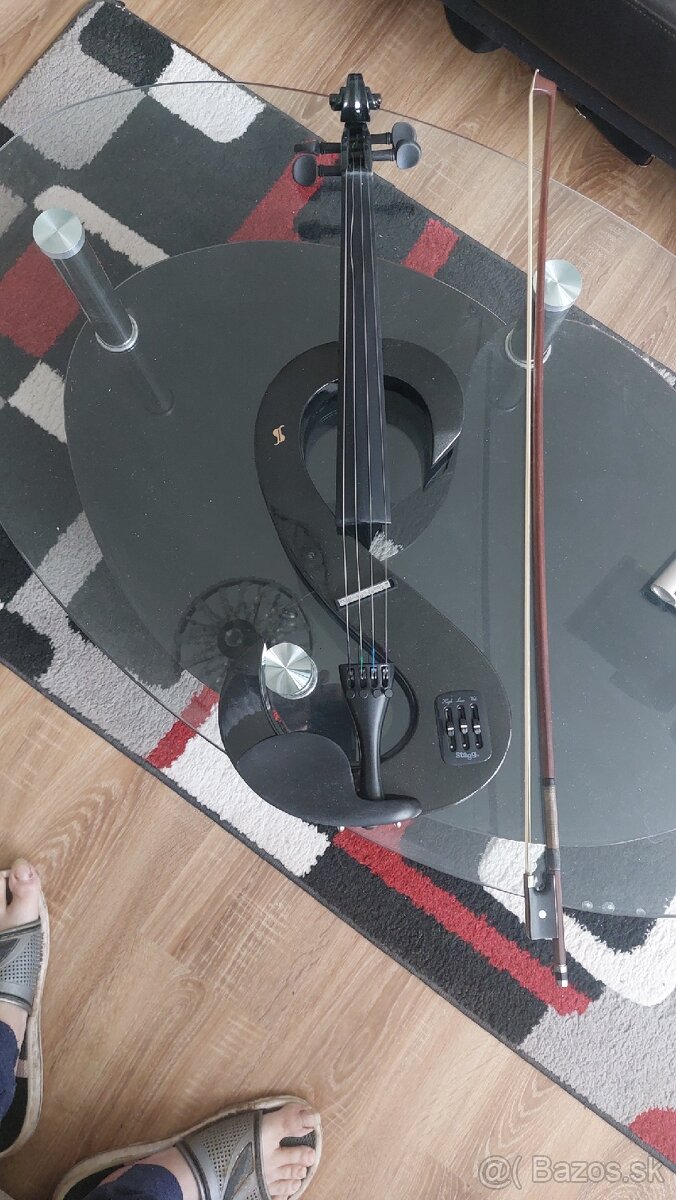 Predam elekteické husle Stagr - 4