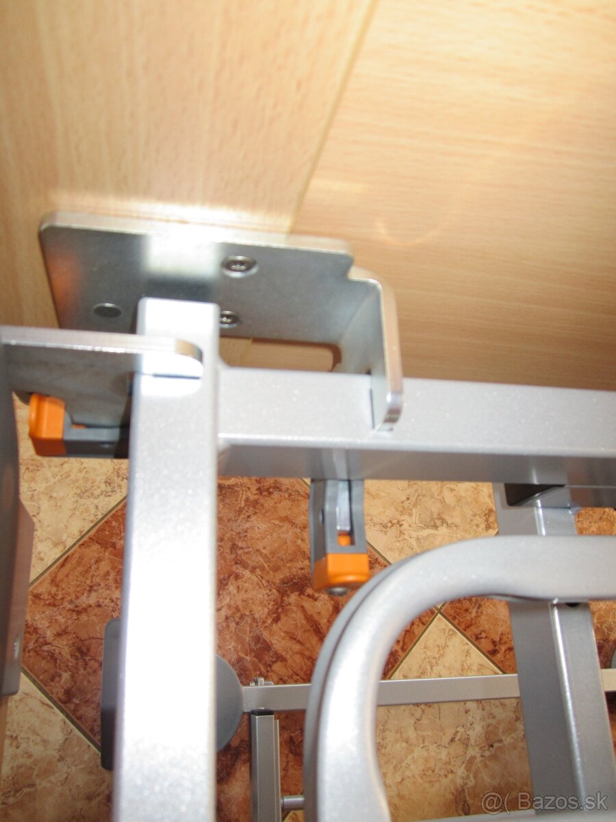 Polohovateľná elektrická posteľ REGIA - 4