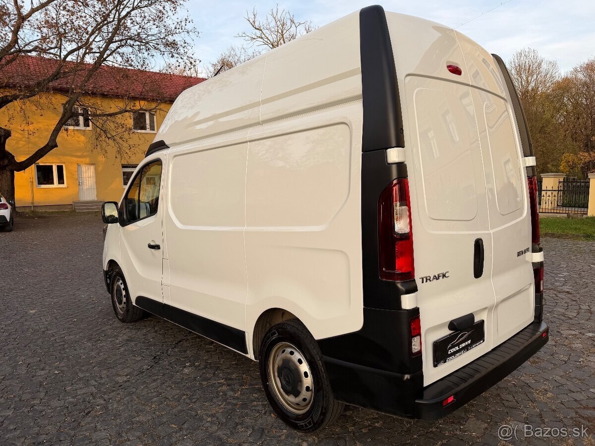 Renault Trafic 2.0 dCi L1H2P1 Extra - 4