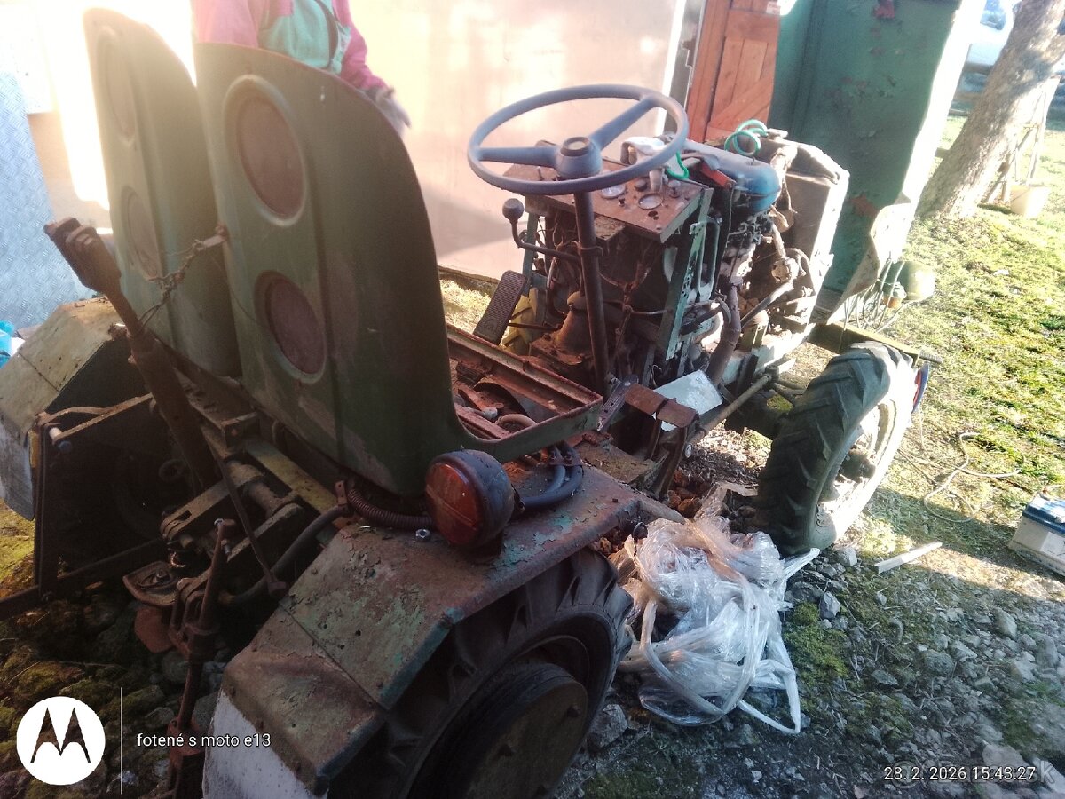 Predám robený malotraktor 4×4 - 4