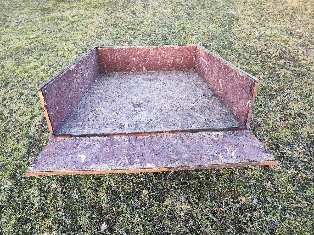 Prívesný vozík - 4