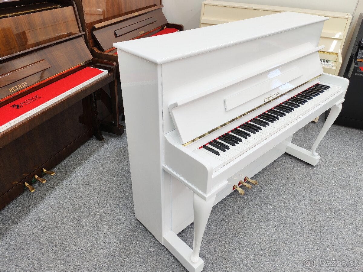 Luxusné moderné piano dovoz celá SR - 4