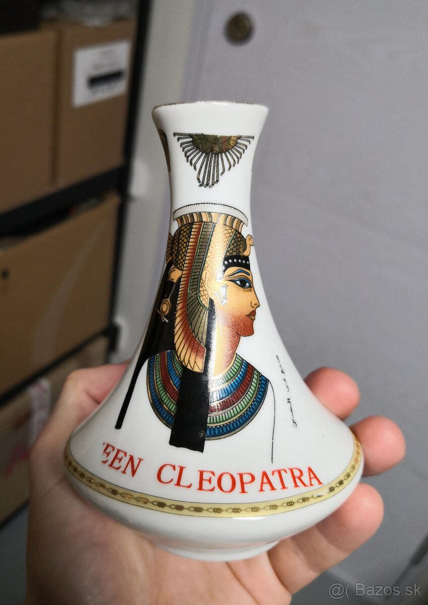 Porcelánové vázy s egyptským dizajnom - 4