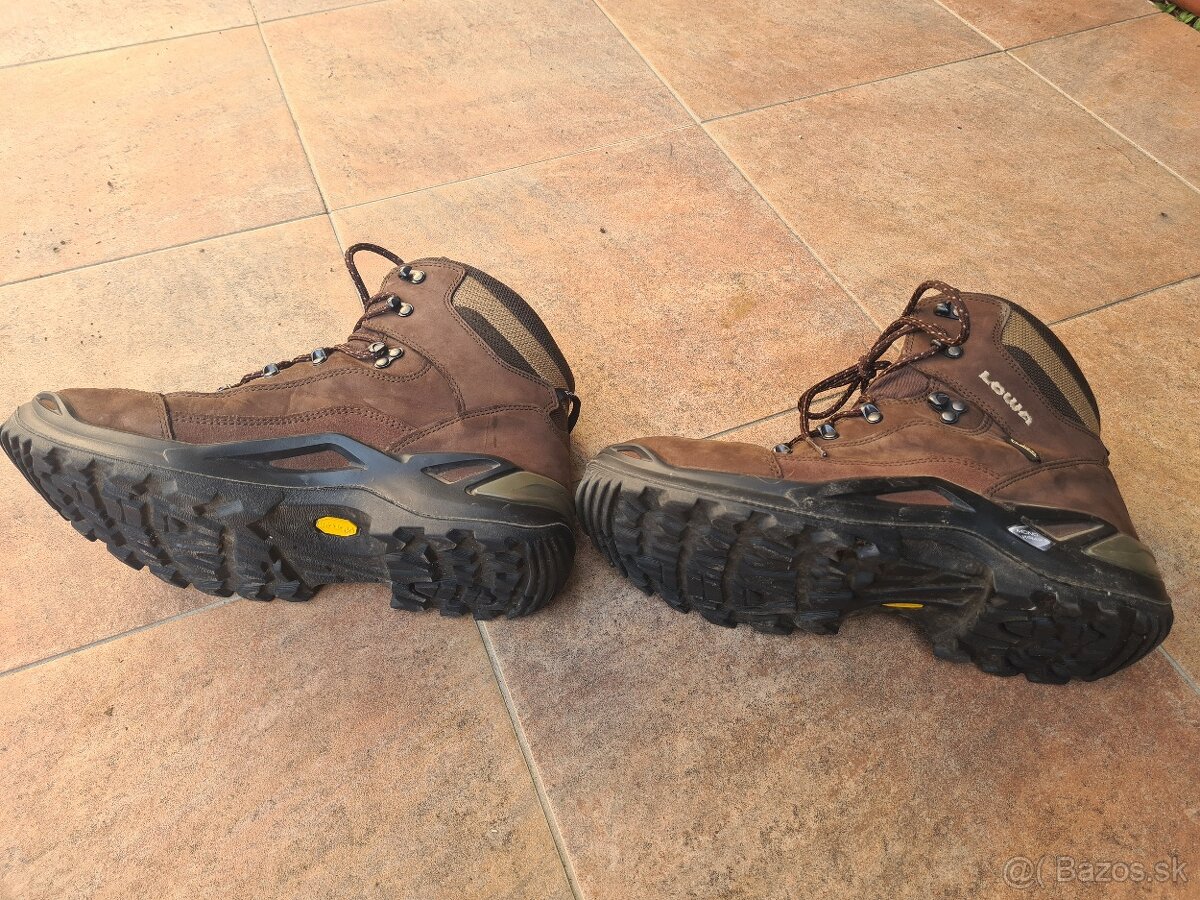 Predám: Turistická obuv Lowa Renegade gtx mid 43 - 4