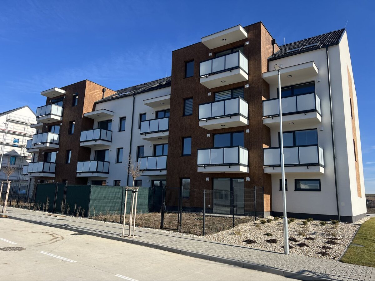 2-izb.byt B9-4 s balkónom v II.ETAPE projektu Dvorníky - 4