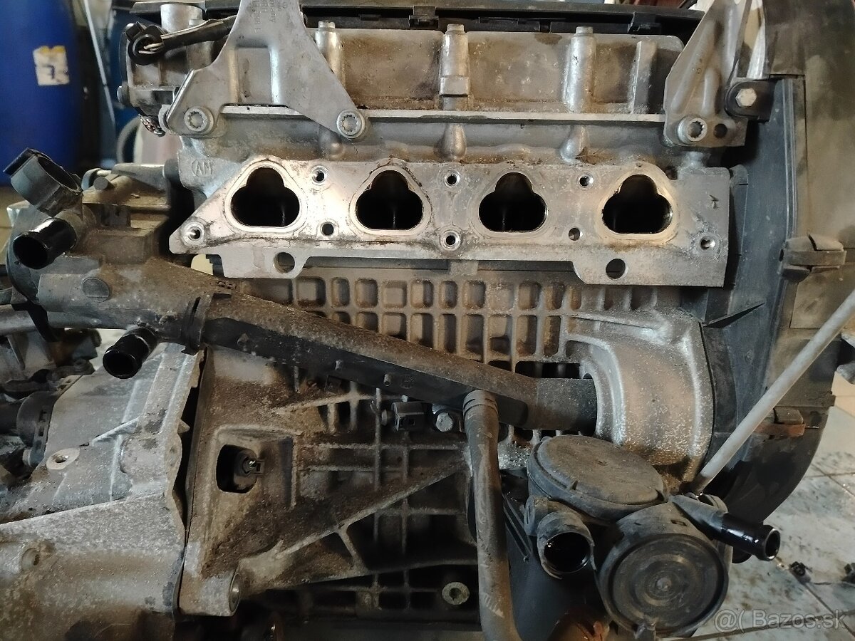 Predám motor 1.4 16v - 4