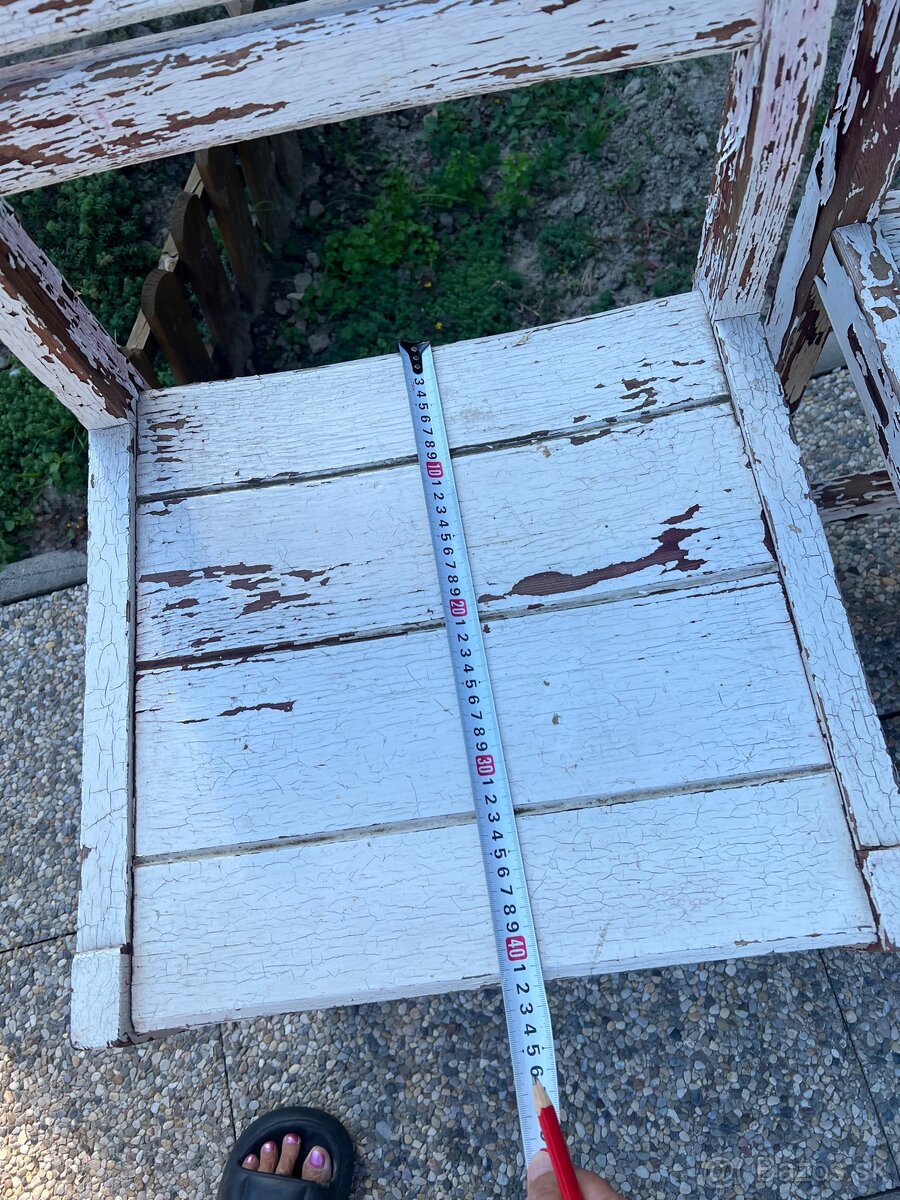 Stare drevene masivne pevne stolicky 2 ks ( 1ks 15 eur) - 4