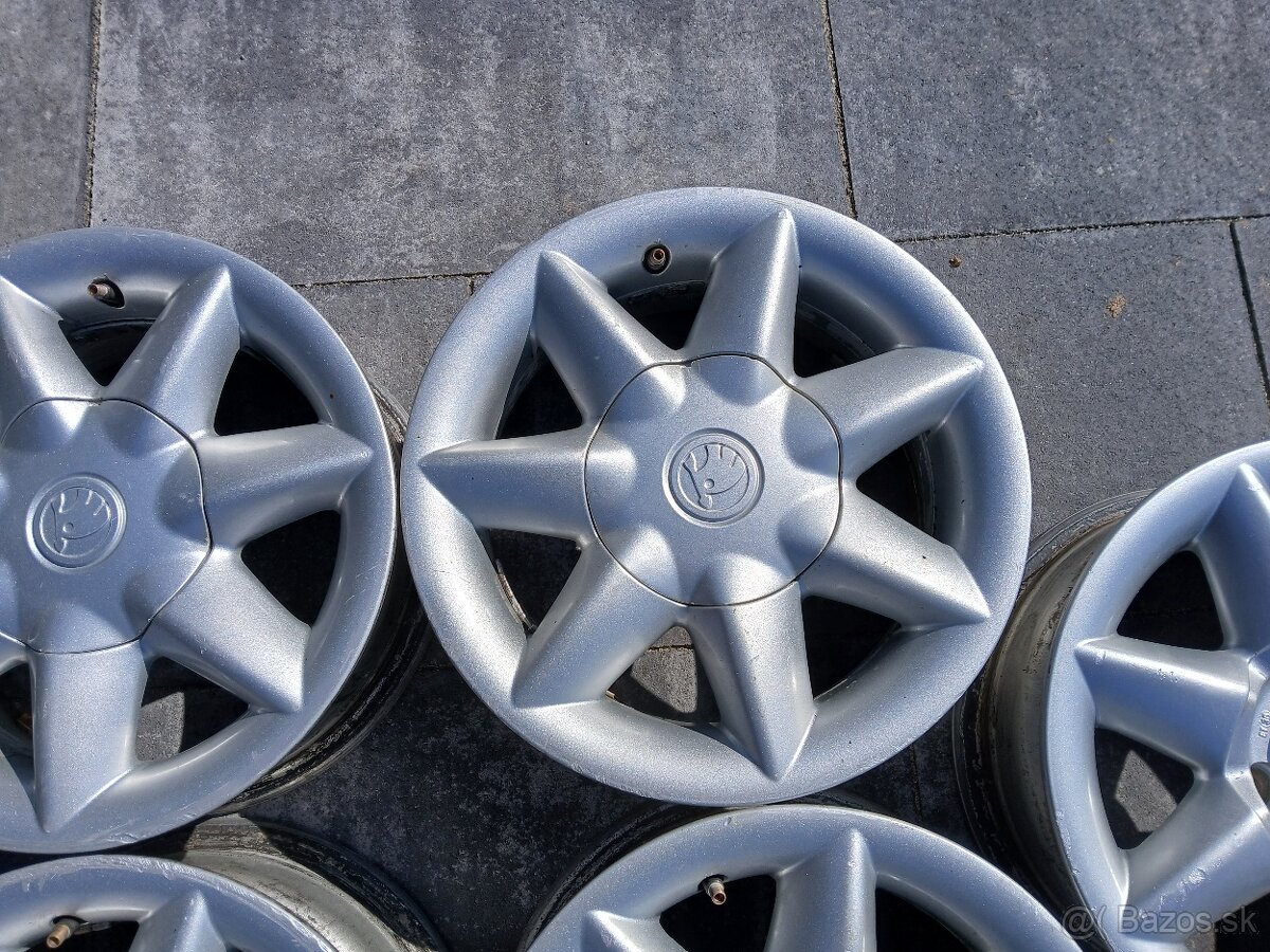 Felicia 4x100 R13 - 4