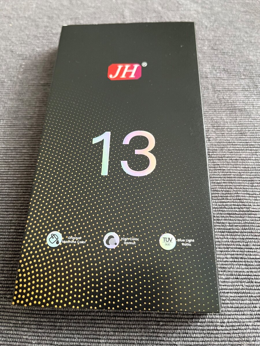 Displej na IPhone 13 - 4