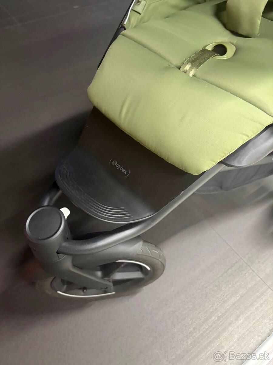 Cybex Avi spin Moss green - 4