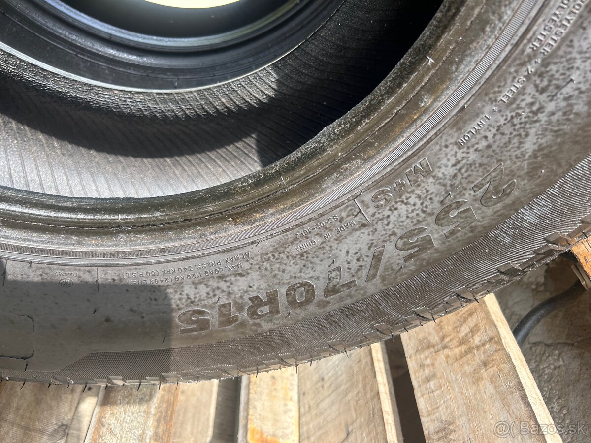 Imperial 255/70/15”m&s A/T - 4