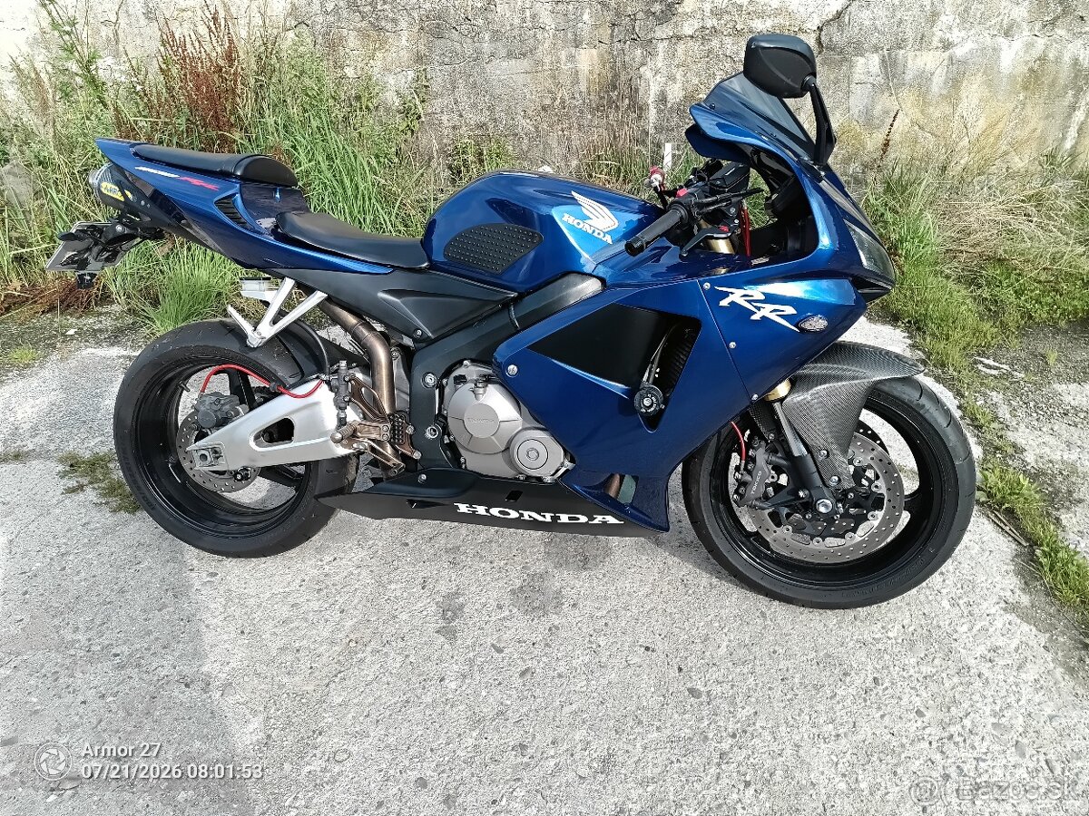 Honda CBR600rr - 4