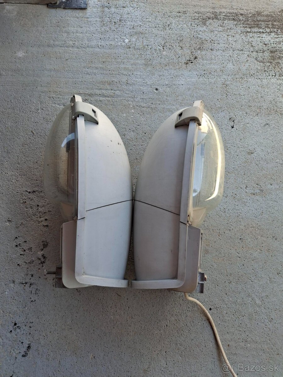Pouličná lampa PHILIPS - 4