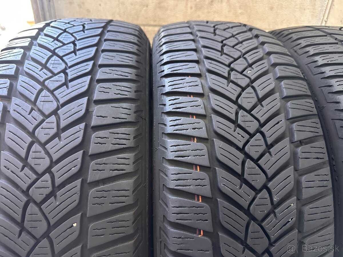 205/60R16 zimne - 4