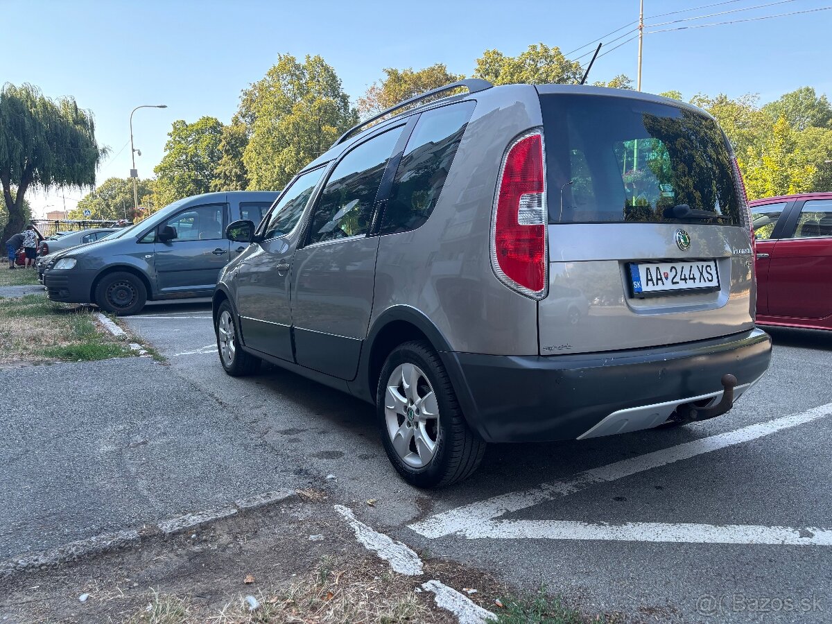 Škoda Roomster - 4