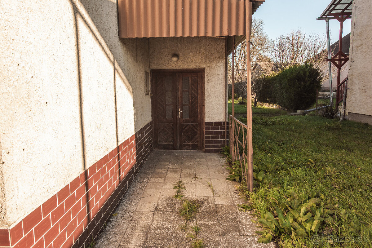 Rodinný dom určený na rekonštrukciu v obci Veľké Trakany. - 4