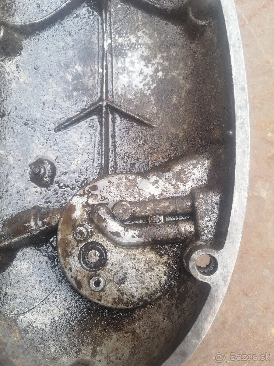 Jawa 350 California víko motoru - 4