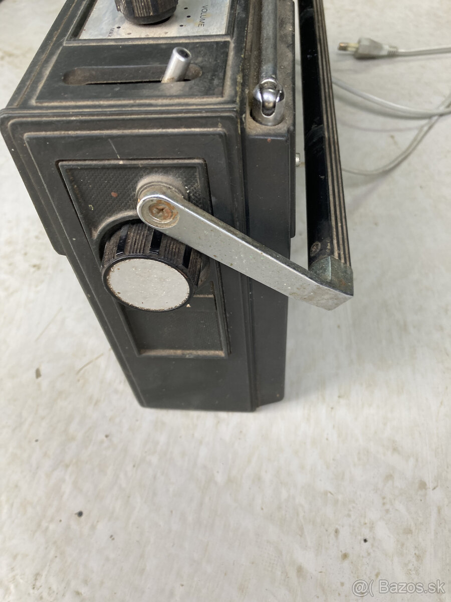 Rádiomagnetofon - 4