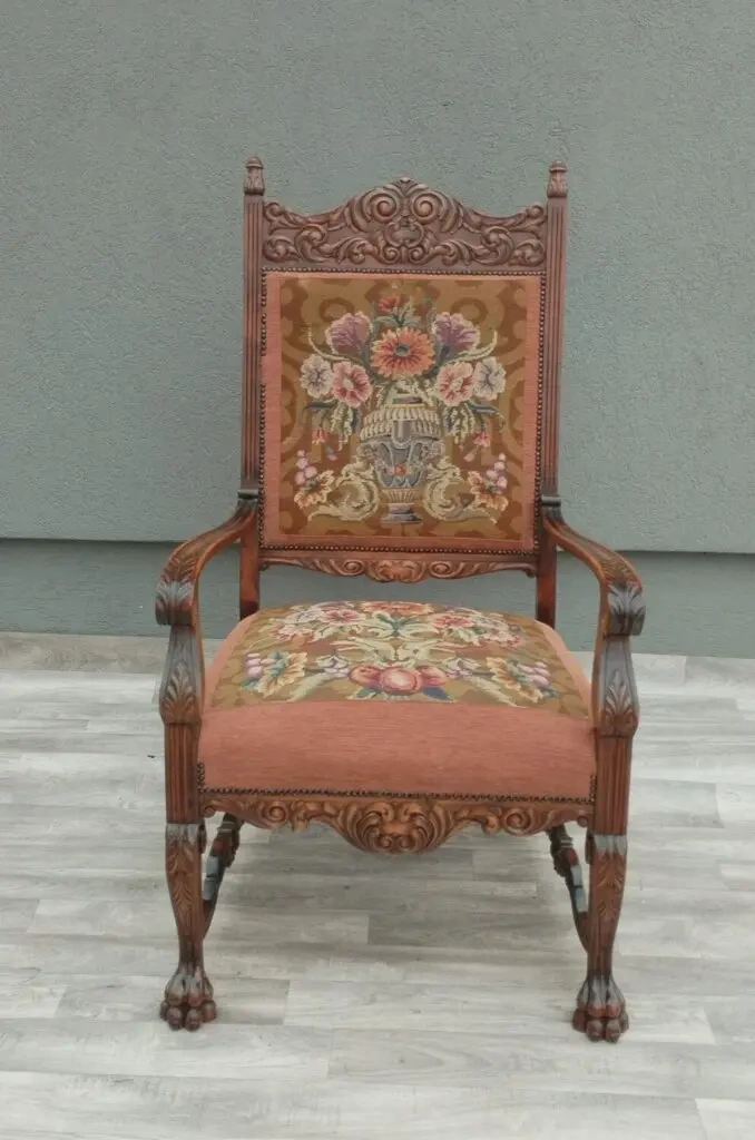 Kreslo renesančné. - 4