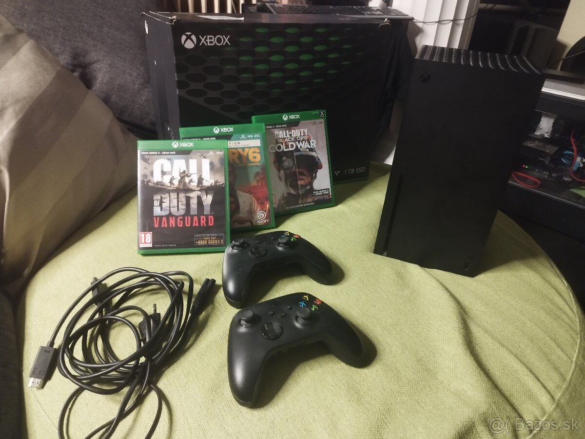Xbox X 1TB SSD plus 2ovladace ,3hry - 4