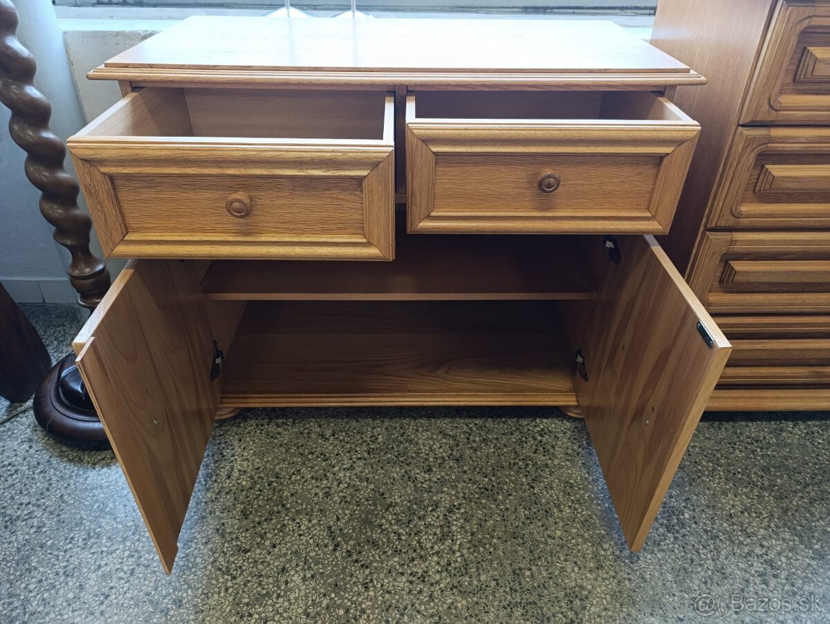 Rustikální dubová komoda,Nábytek s příběhem - 4