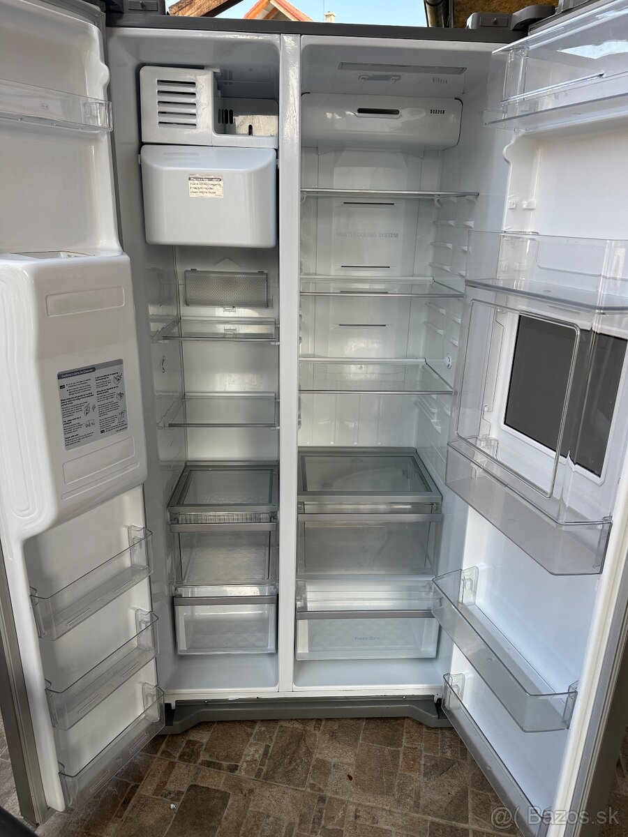 Americká chladnička LG - 4