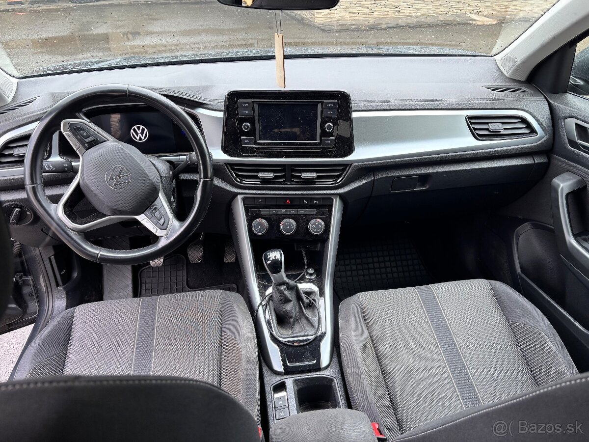 Volkswagen T-Roc 1.0 - 4