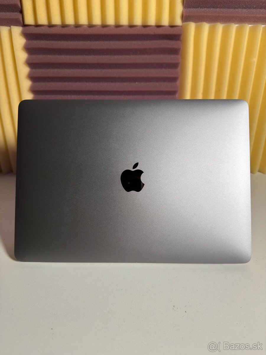 Predám MacBook Pro 13” 2017 - 4
