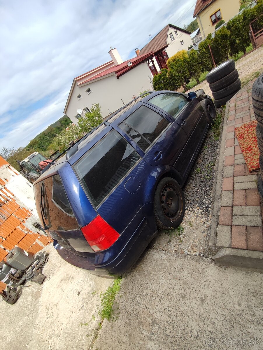 Rozpredám vw Bora kombi - 4