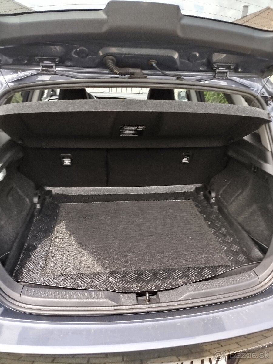 Predam Toyotu Auris - 4