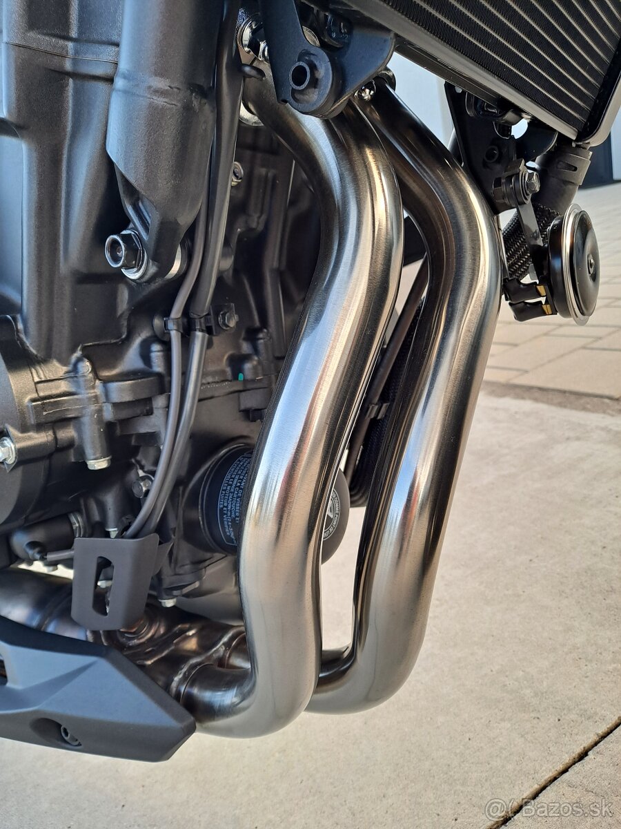 Honda CB500 Hornet - 4