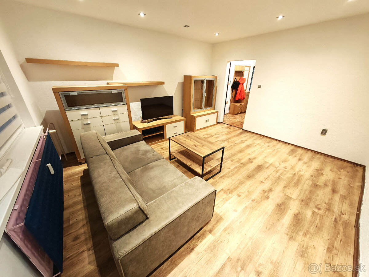 Slnečný 3-IZB. BYT, Balkón, 62 m2, Mexiko, Topoľčany - 4