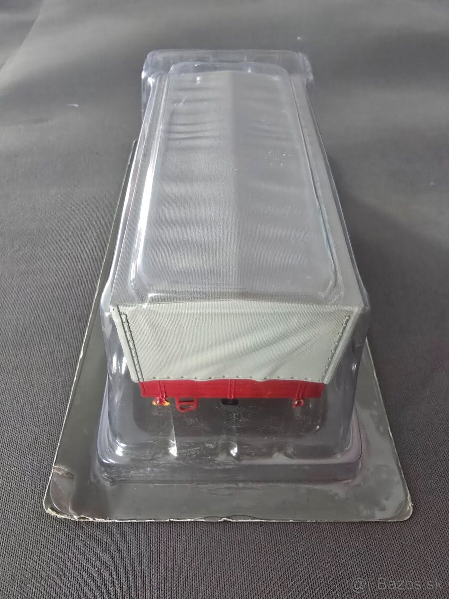 Deagostini Škoda 706RT - 4