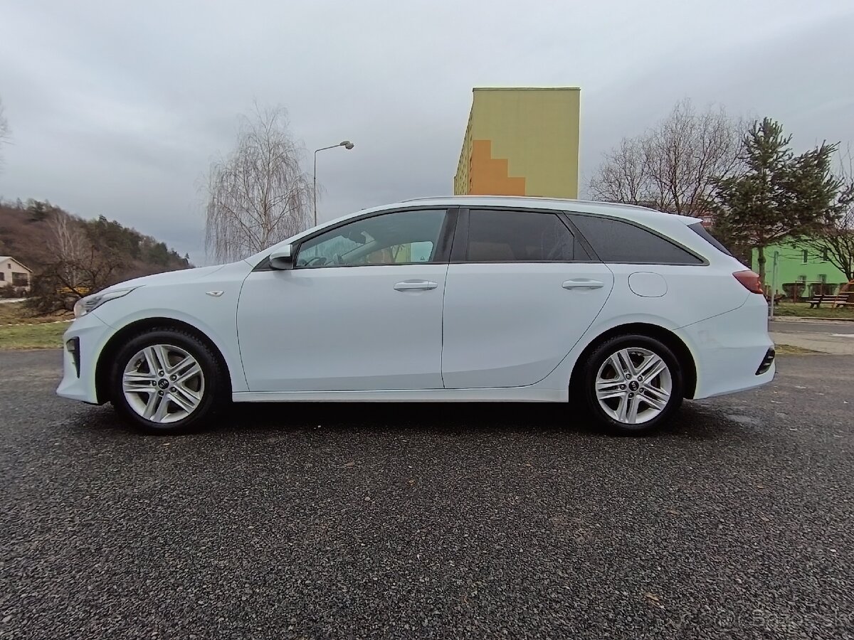 Kia ceed SW 1.6 crdi model 2019 - 4