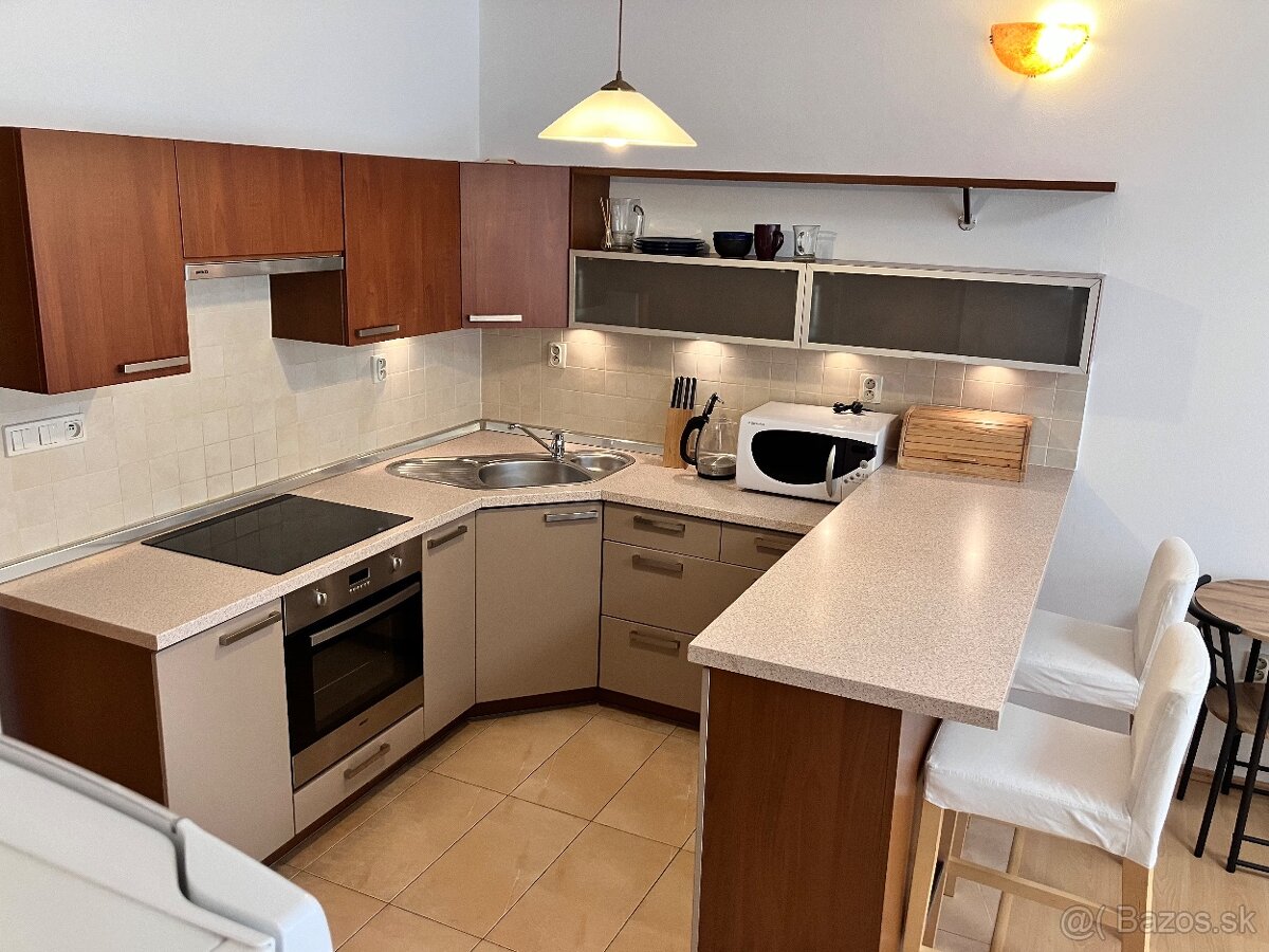 Prenájom: 1-izbový byt s parkovacím miestom v Žiline - 4