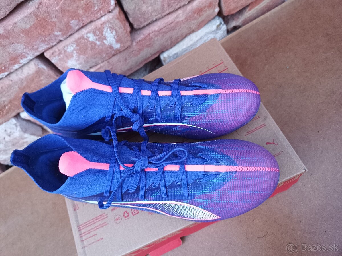 Pánské kopačky značky Puma Ultra Match FG/AG, velikost 43 - 4