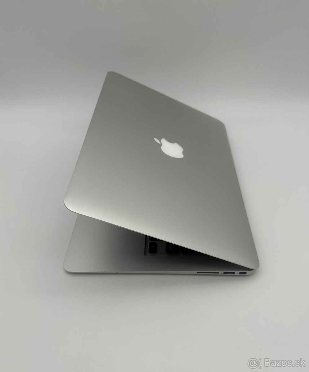 MacBook Air 13" 2017 8/128GB Silver + ZÁRUKA (C) - 4