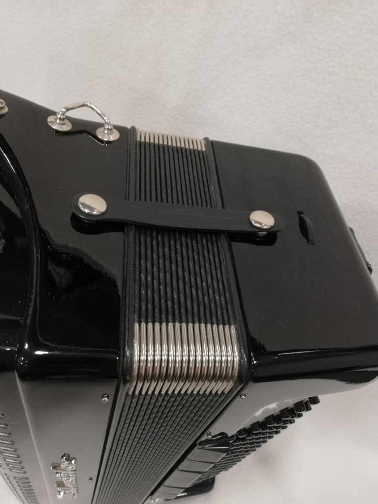 akordeon weltmeister caprice 96 basovy - 4