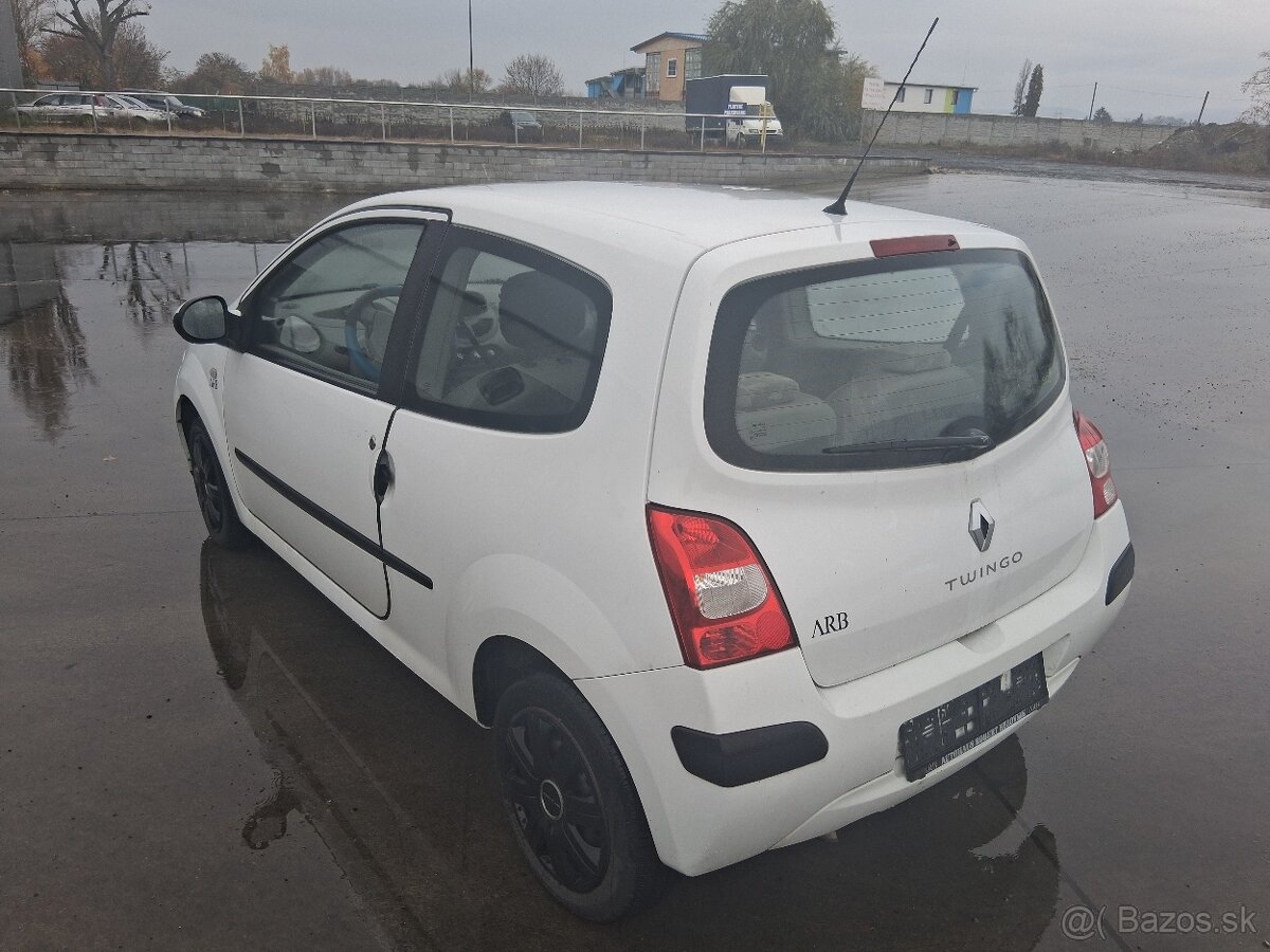 Renault Twingo - 4
