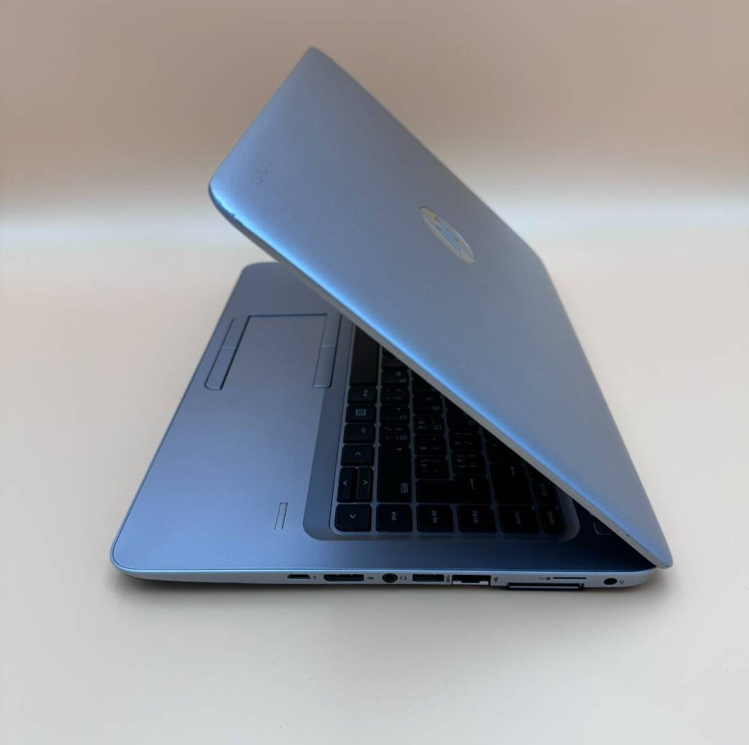 Notebook 14" HP.AMD PRO A10-8730B 4x2,40GHz.8gb ram.256gSSD - 4