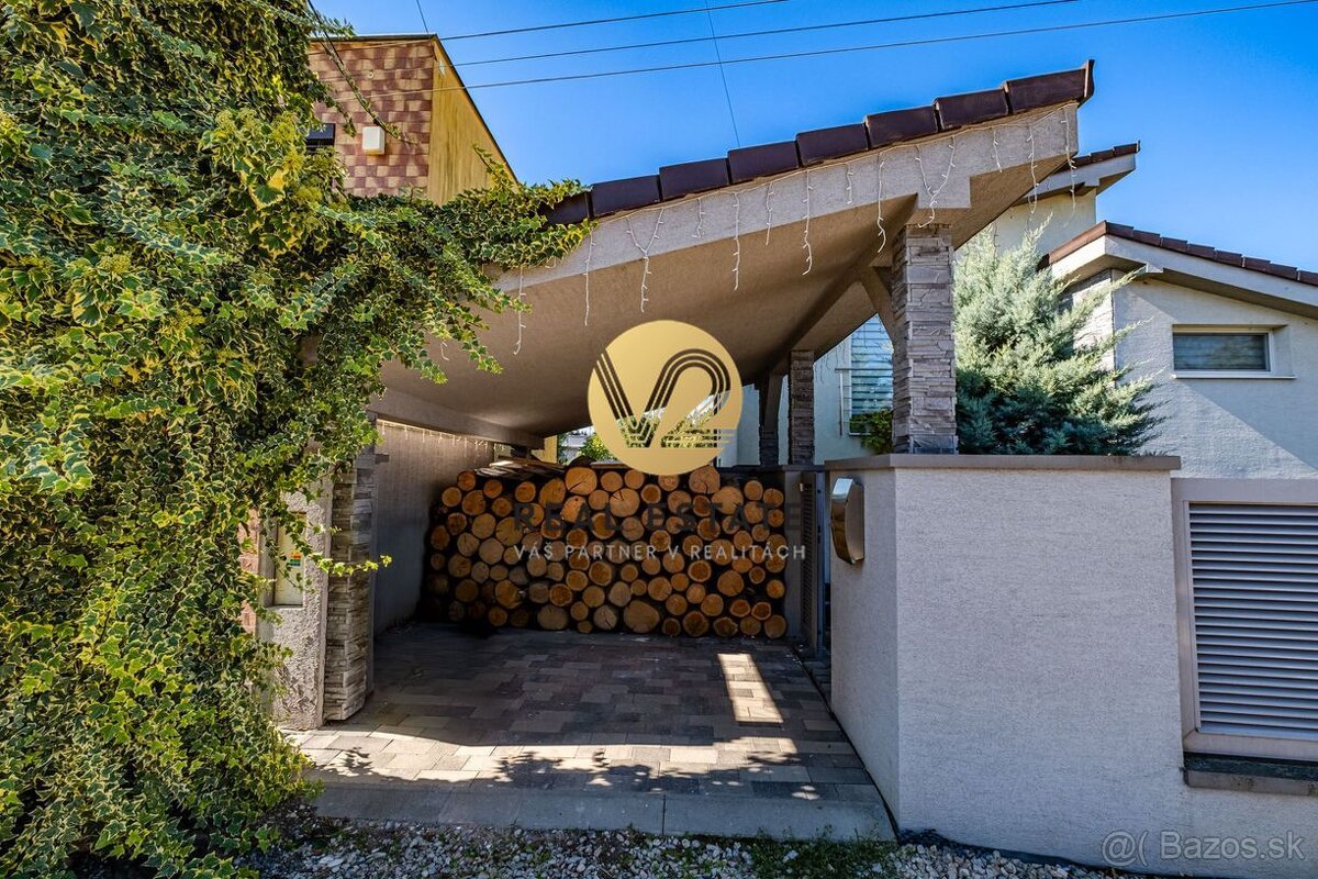 NA PREDAJ 5I RODINNÝ DOM S BAZÉNOM, 10 MIN DO CENTRA NITRY - 4