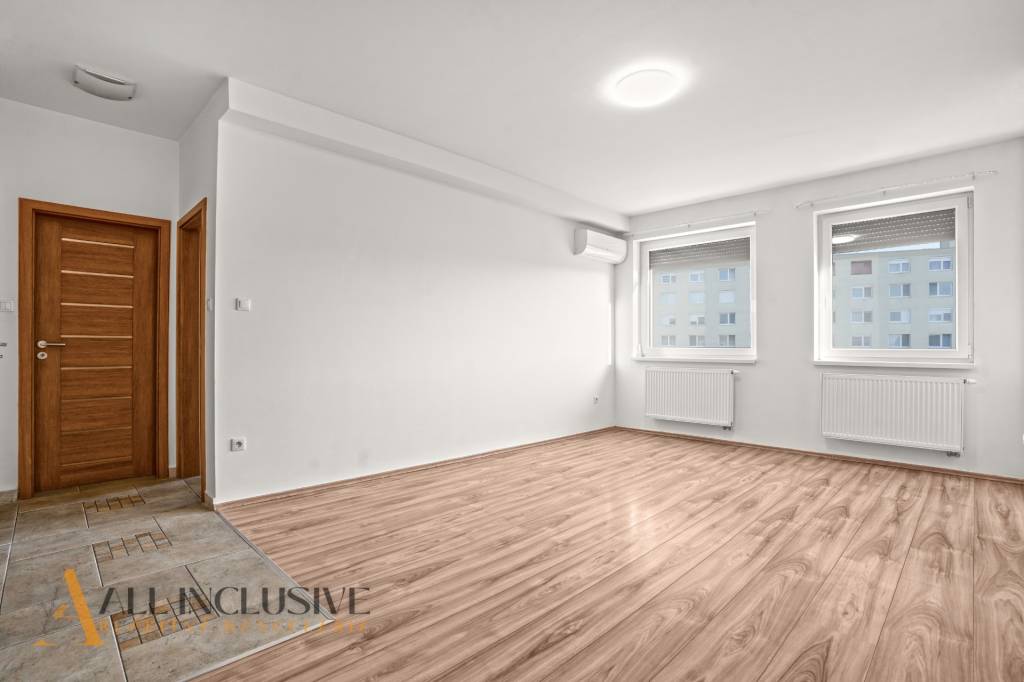 ALL INCLUSIVE | NA PRENÁJOM 2-IZBOVÝ BYT S BALKÓNOM A LODŽIO - 4