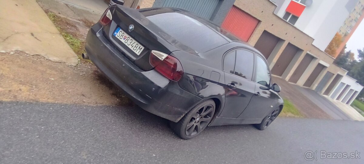 Predam bmw e90 320d 120kw cena 1800€ plati do zmazania - 4