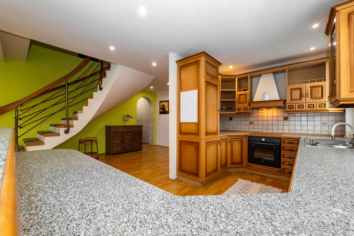 4-izbový svetlom zaplavený mezonetový byt | Košice - Furča - 4