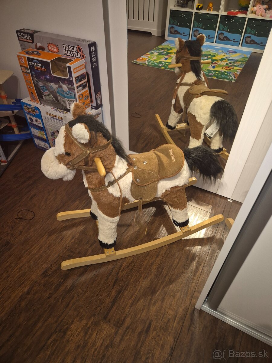 Hojdačky, malý klavír - 4