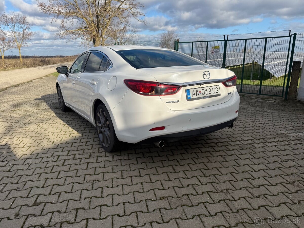 Mazda 6 - 4