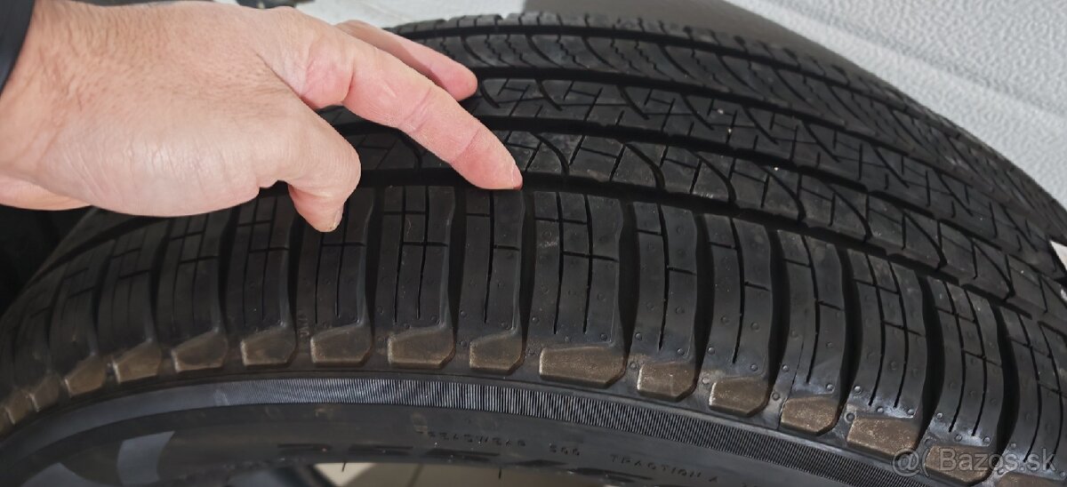 Pirelli Scorpion Zero 255/50 R20 - 4