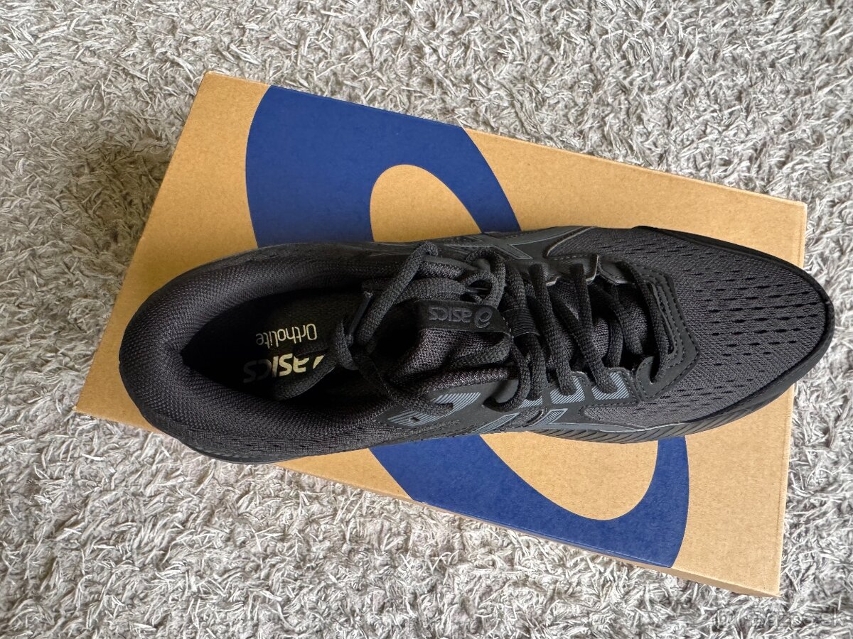 Asics Gel-Contend 8 - 4